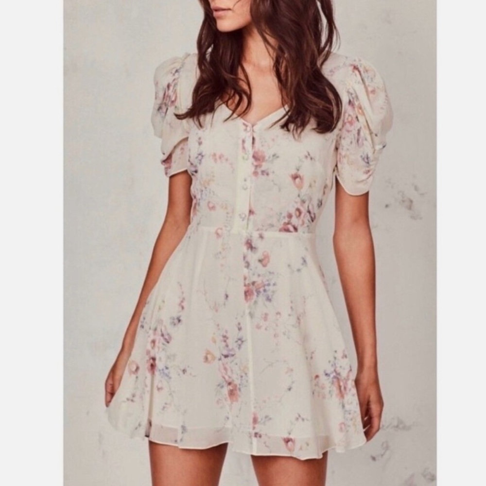 ♥️… LoveShackFancy Cora Silk Dress. Size Large Retail- $425 - Picture 6 of 8